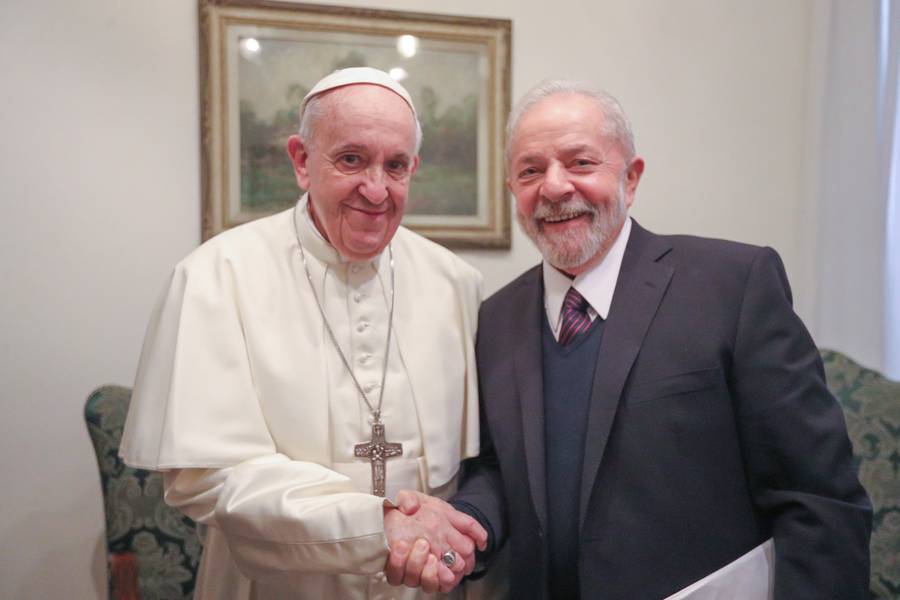 Ex-presidente disse que encontro com papa teve ‘conversa sobre um mundo mais justo’