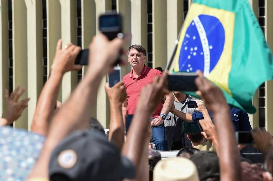 Aprovação de Bolsonaro se deve principalmente ao pagamento do auxílio emergencial