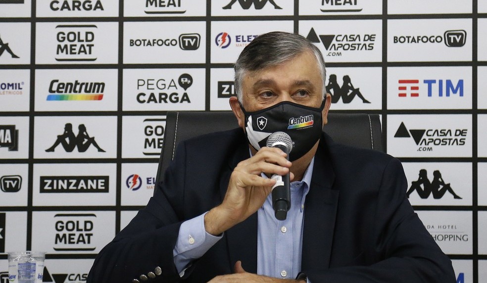 Presidente do Botafogo, Durcesio Mello tenta reverter crise financeira no Alvinegro
