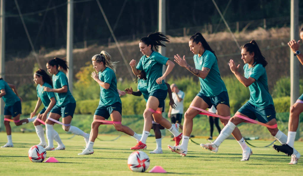 Seleção feminina do Brasil segue treinando em busca do ouro em Tóquio